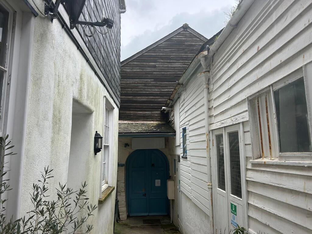 Main image of property: 85A Fore Street, Kingsbridge, Devon, TQ7