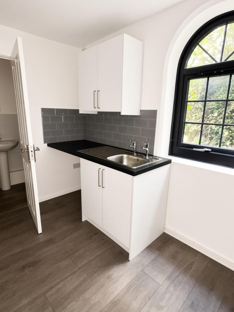 Main image of property: Oak Brewery Spirit Vaults, Leverington Road, Wisbech, Cambridgeshire