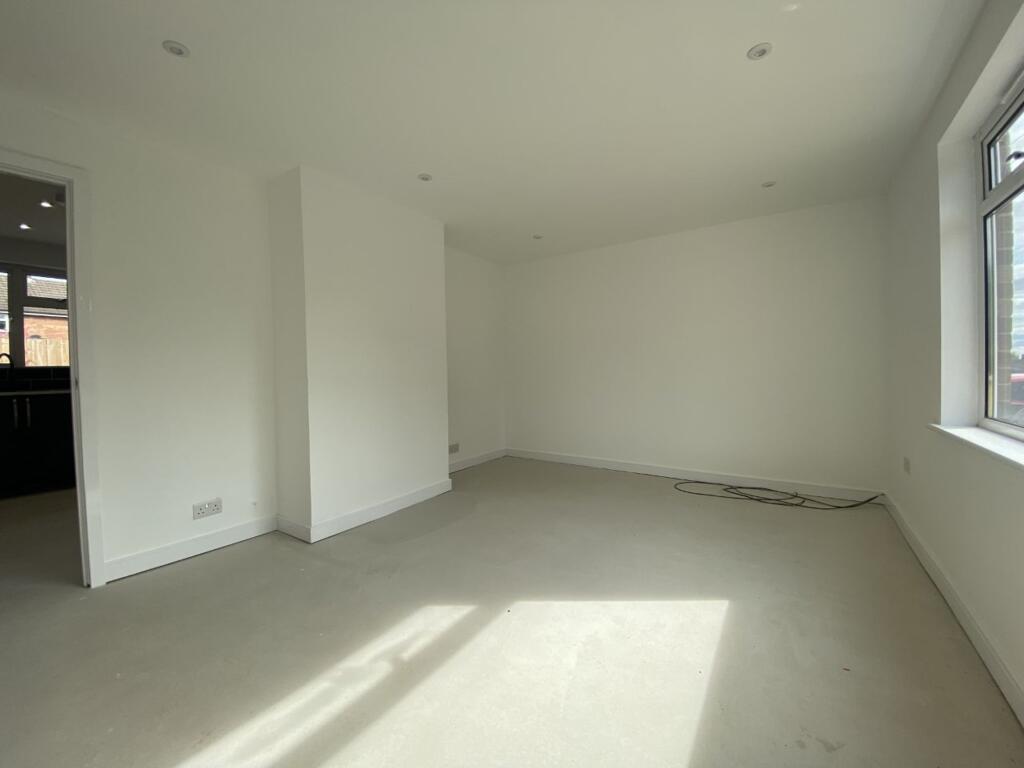 Mascord Road, Banbury, OX16 - View 5