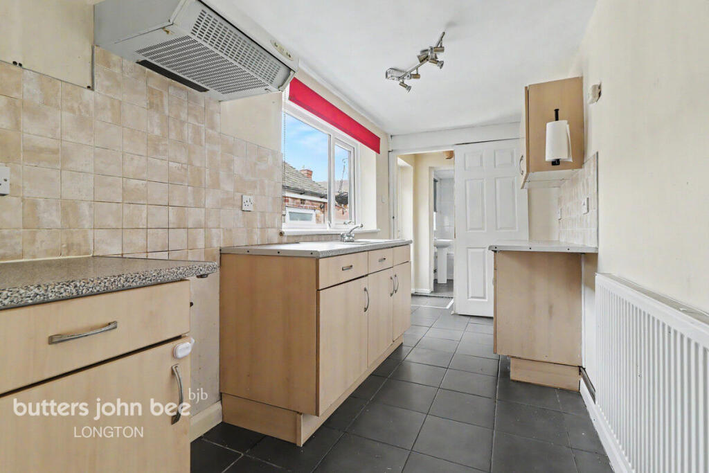 House in Stoke-on-Trent - More