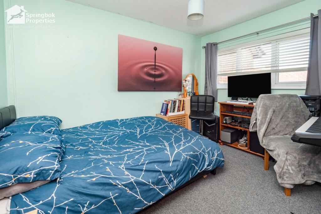 House in East Riding, Easington - More