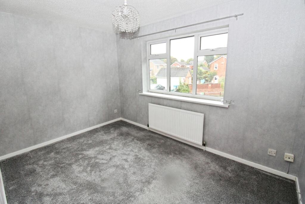 House in Hull, Kingswood - More