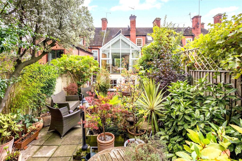 Main image of property: Park Street, Windsor, Berkshire, SL4