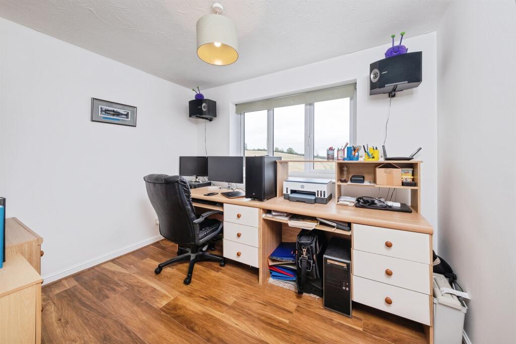 House in Milton Keynes, Granborough - More