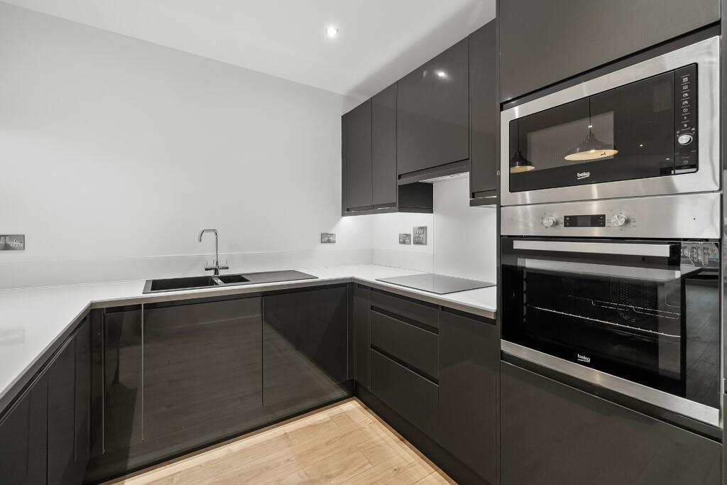 Main image of property: 65 Peirson House, 175 Notte Street, Plymouth, PL1 2BT