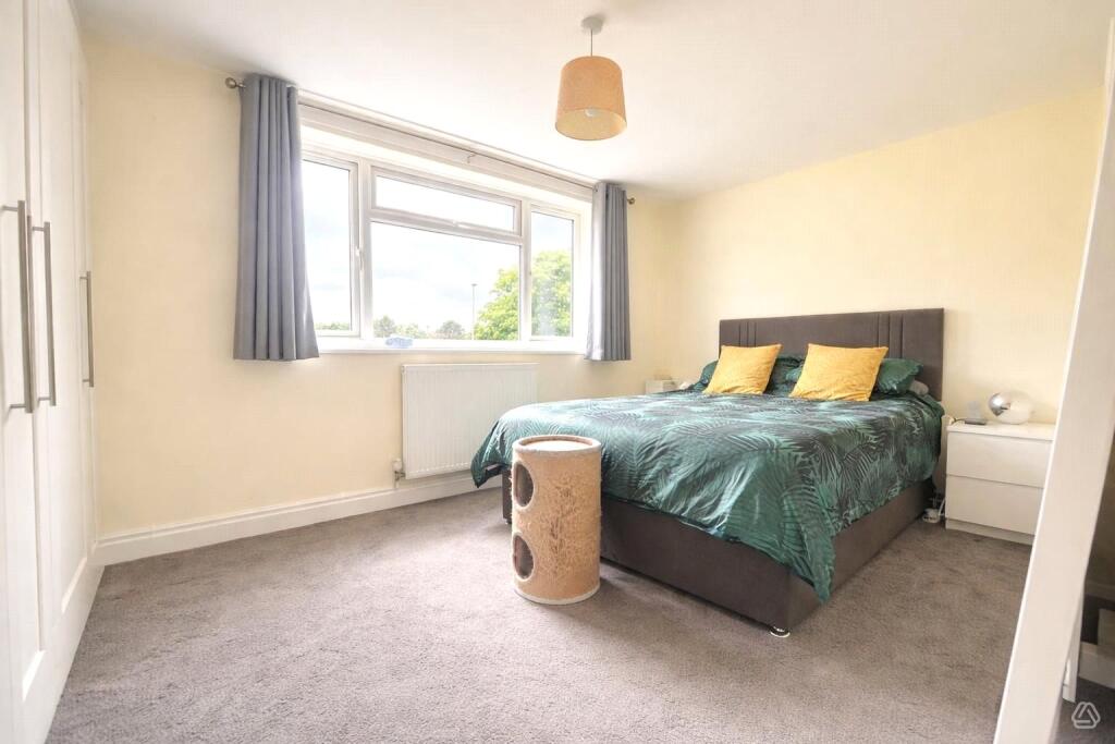 Deepdale, Bracknell, Berkshire, RG12 photo 5
