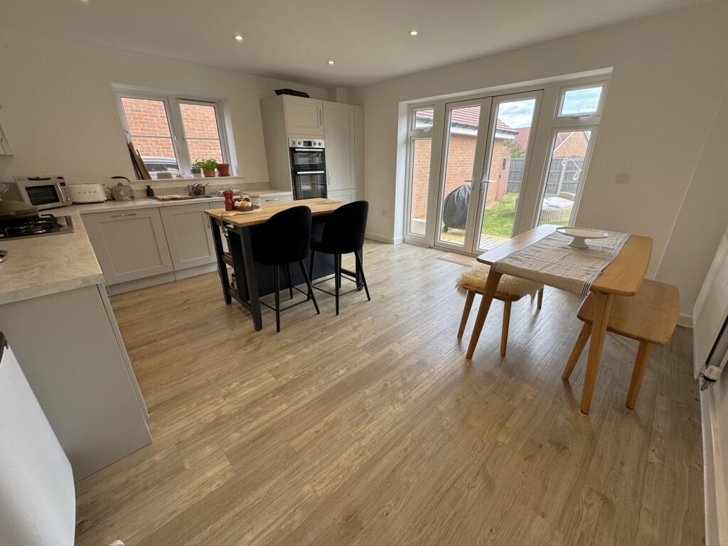House in Steeple Claydon, Buckinghamshire - View 5