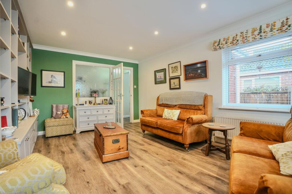 Mill Road, North Walsham, NR28 photo 4