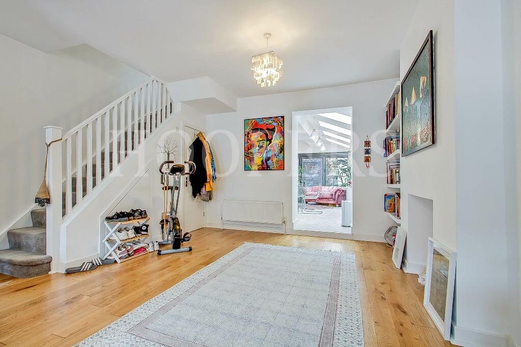 House in London, Willesden Green, Harlesden - View 2