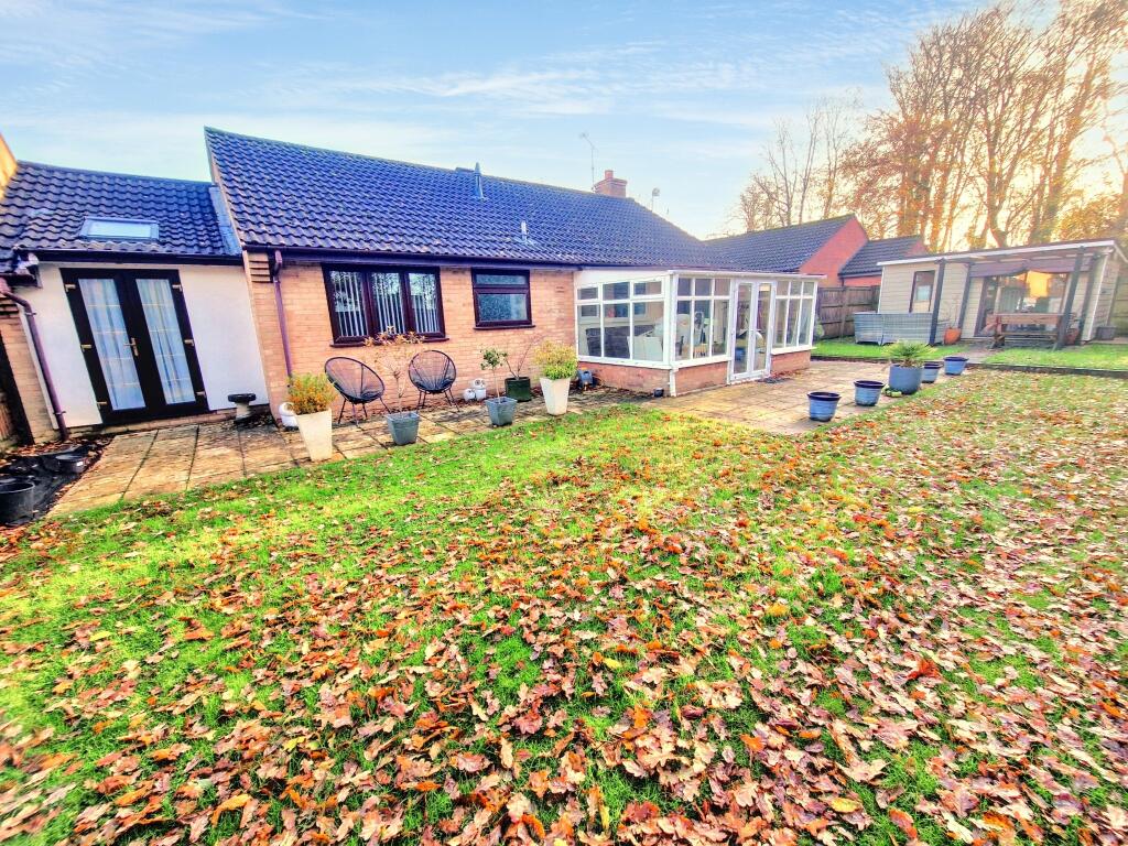 Beech Close, Willand, Cullompton photo 2