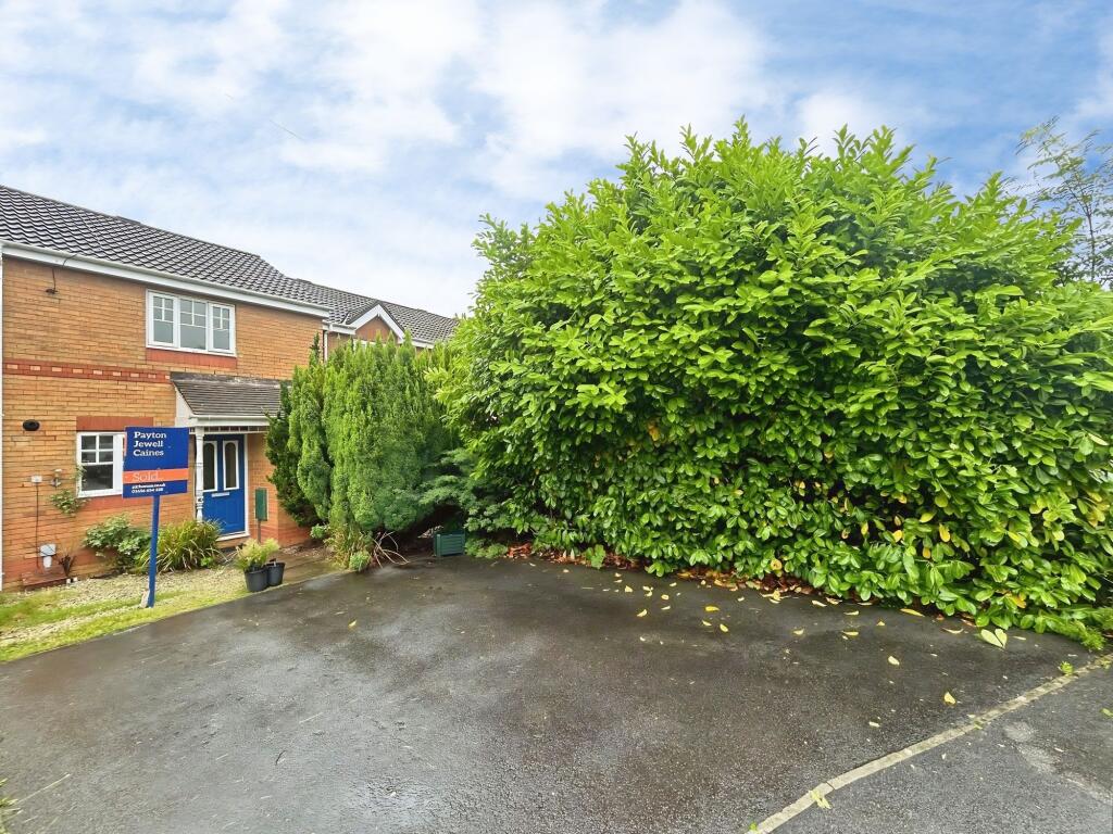 Main image of property: Banc Gwyn, Bridgend, CF31