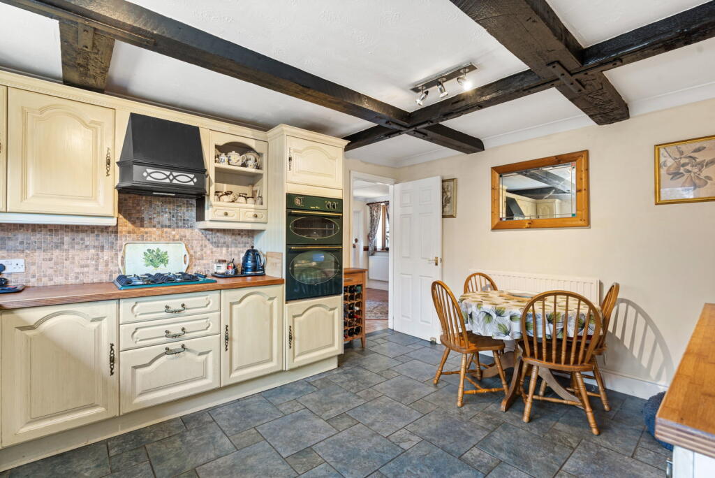 House in Wadebridge, Gonvena - View 5