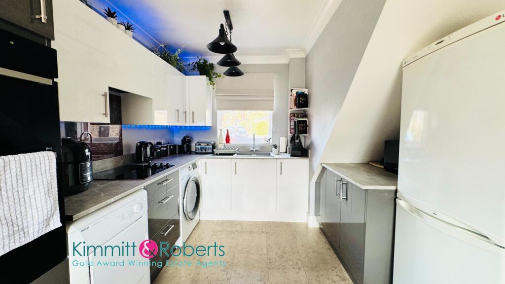 House in Peterlee, Old Shotton, County Durham - View 4