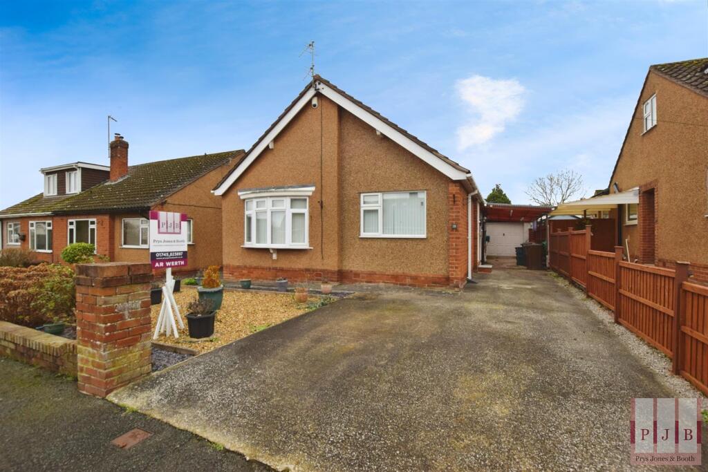 Main image of property: Clifton Rise, Abergele, LL22