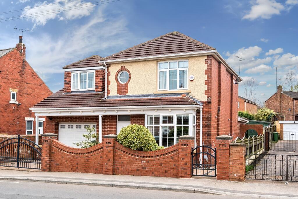 Doncaster Road, South Elmsall, Pontefract, West Yorkshire, WF9 photo 3