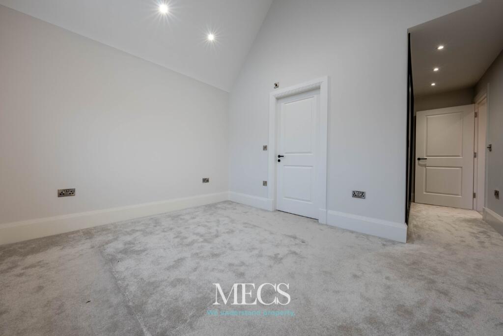 Additional image 14 of Willow Gardens, Lea Green Lane, Wythall, Birmingham, Worcestershire, B47 6AZ