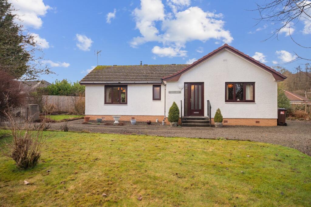 Main image of property: White Gables, Gateside Road, Barrhead, East Renfrewshire, G78