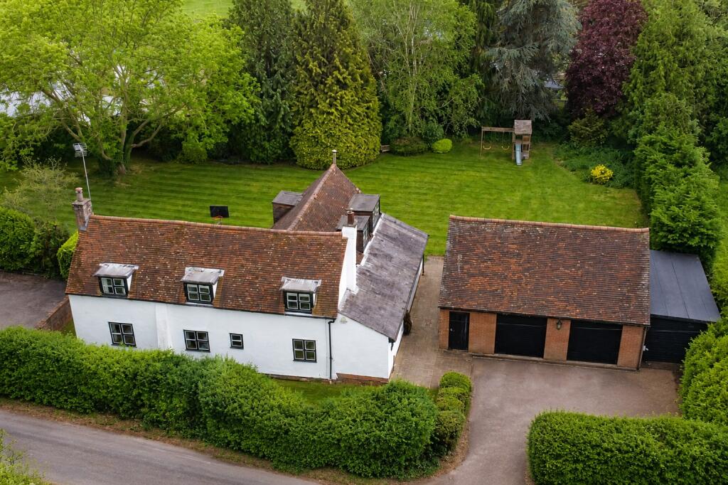 Main image of property: Foxes Lane, North Mymms, AL9
