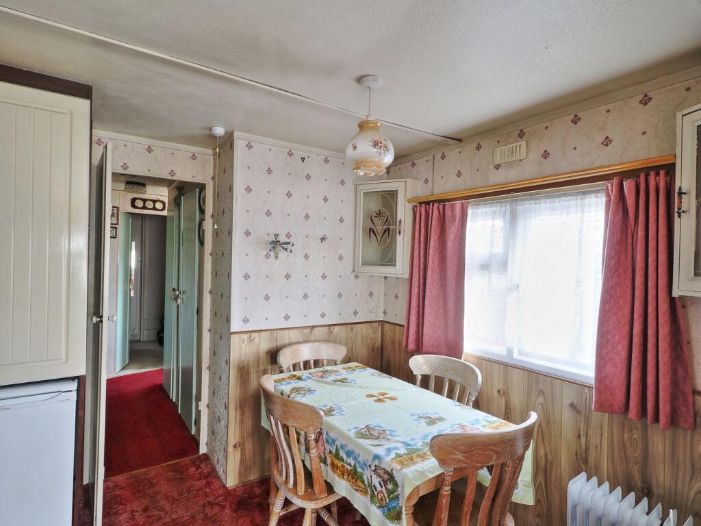 House in Peterborough - View 5