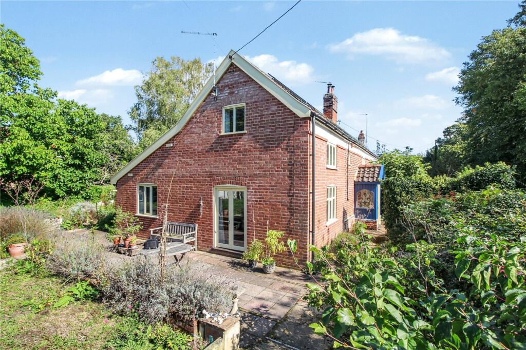 2-bed semi-detached on Blackheath Road, Wenhaston, Halesworth, IP19, £450,000