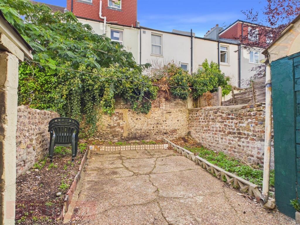 Property photo 11