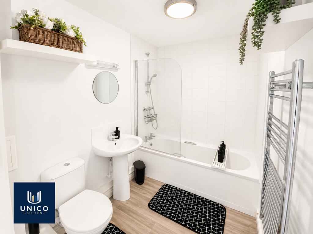 Apartment in Milton Keynes - View 4
