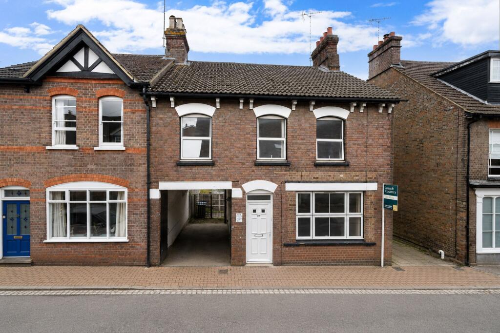 Main image of property: High Street, Markyate, AL3