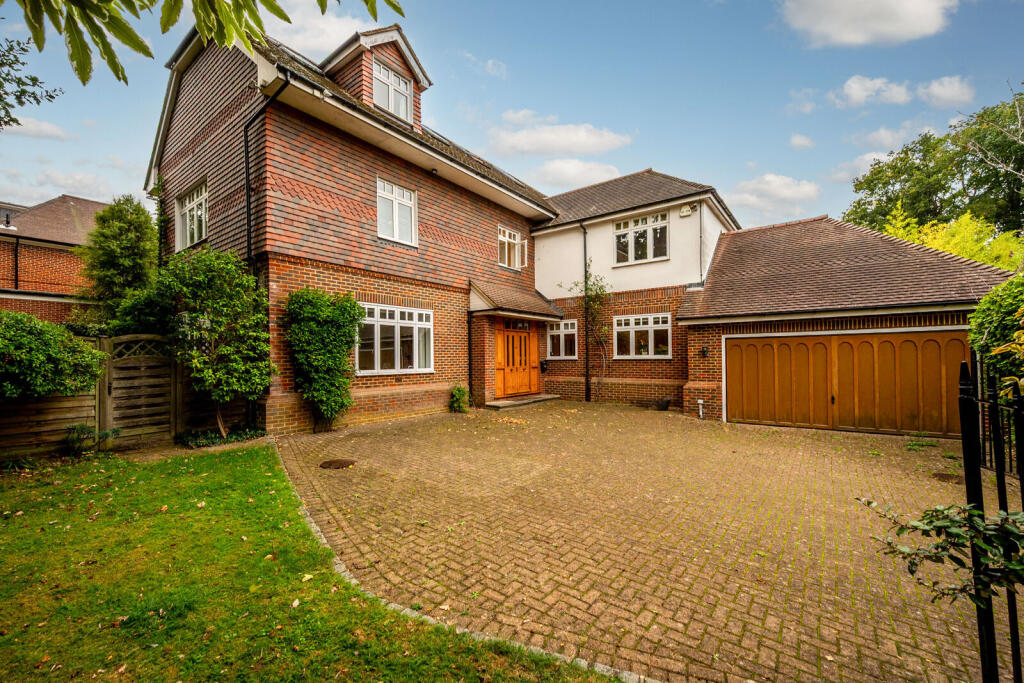 Bathgate Road, Wimbledon Common, London, SW19 photo 3