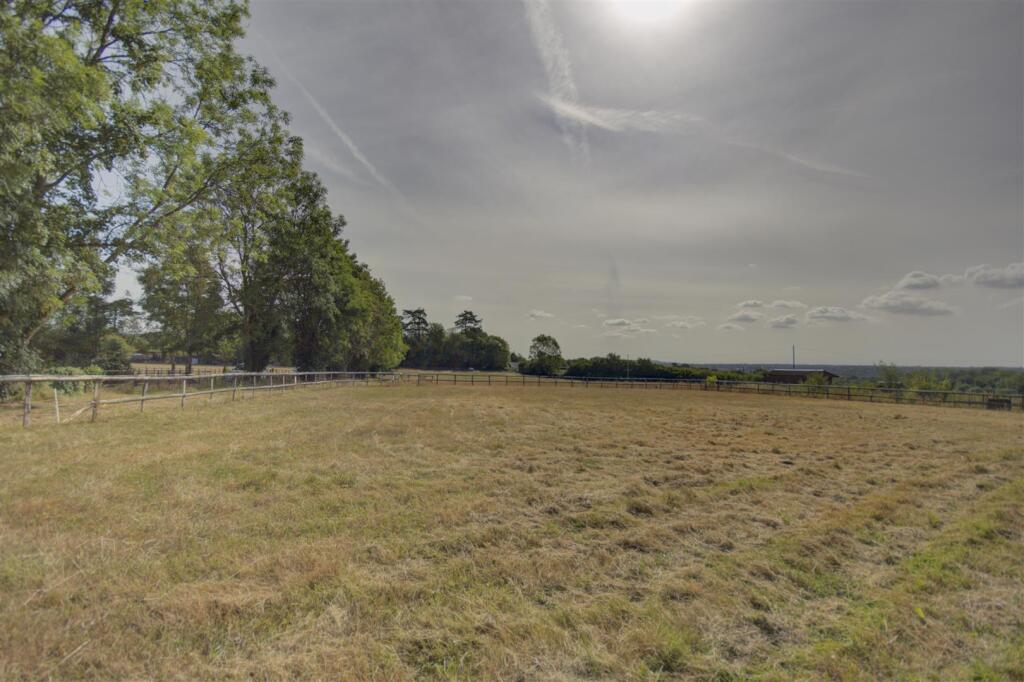 Morants Court Road, Dunton Green - View 3