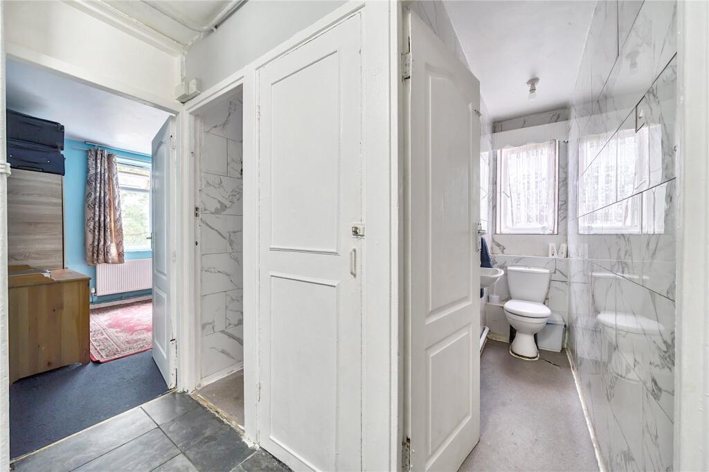 Apartment in London - View 5