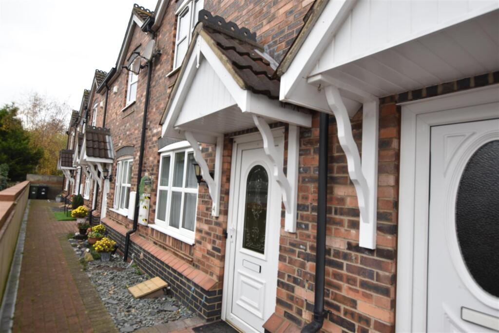 Main image of property: Highwood Mews, Cleethorpes