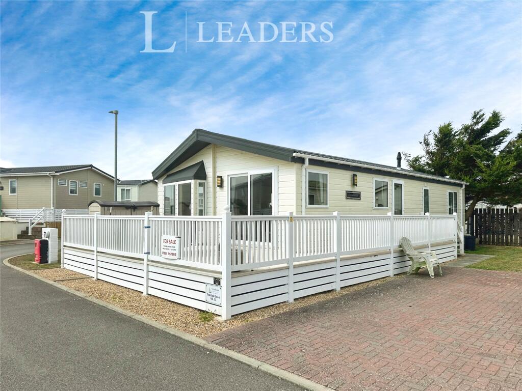 2-bed caravan on Melville Road, Southsea, Hampshire, £103,995