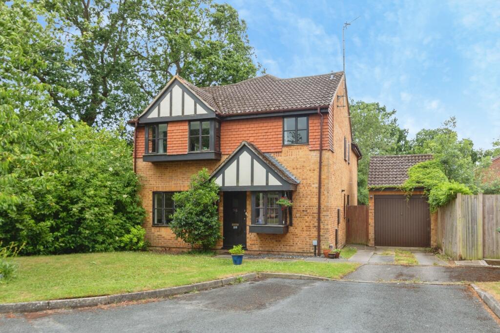 Main image of property: Meadowland, Chineham, Basingstoke, Hampshire, RG24