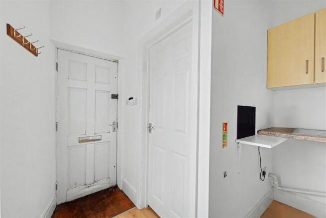 1st Floor Kitchenette_1.jpeg