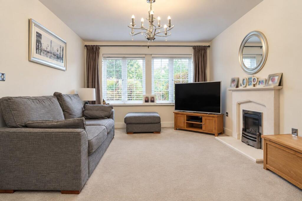 House in Guildford - View 4