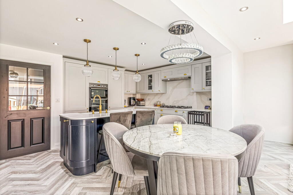 Cottesmore Close, Syston, Leicester, LE7 2DJ - View 4