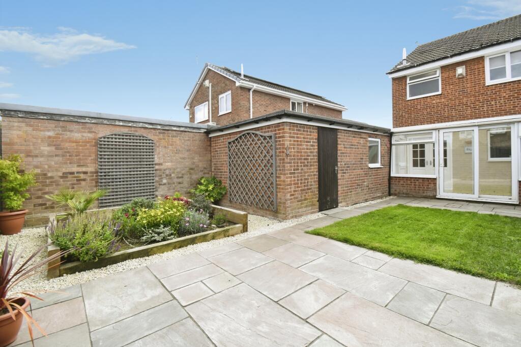 House in Sutton, Bransholme - View 4