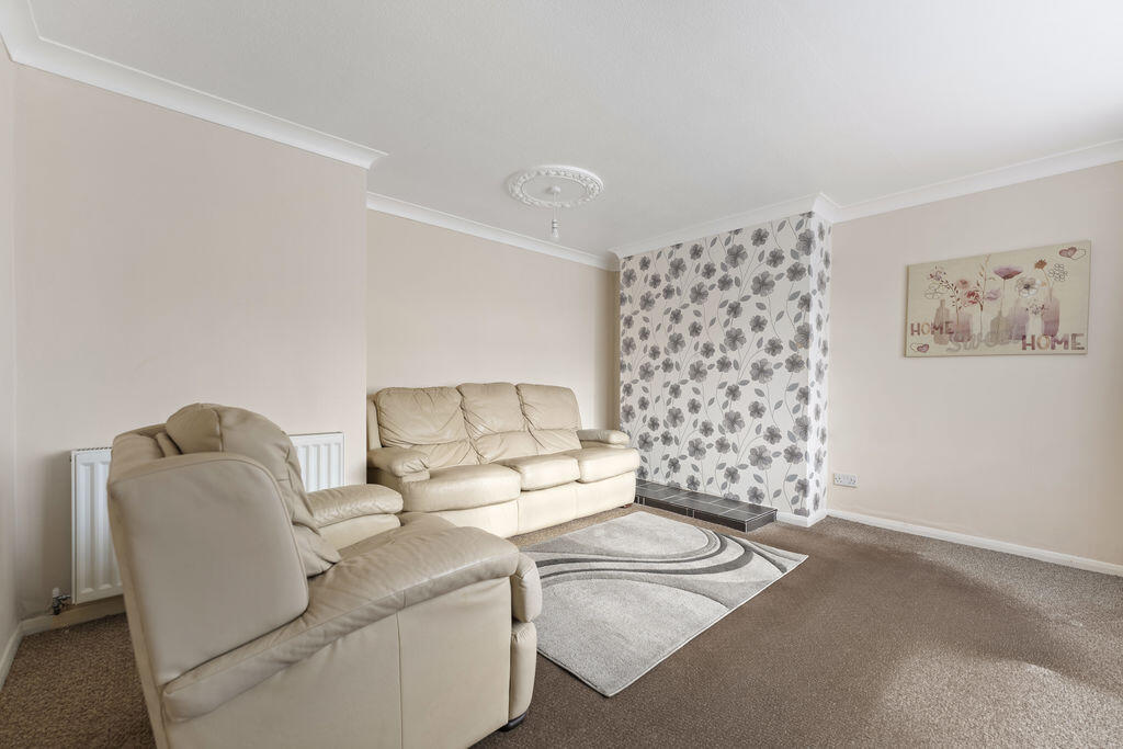Pilgrim Avenue, Immingham photo 4