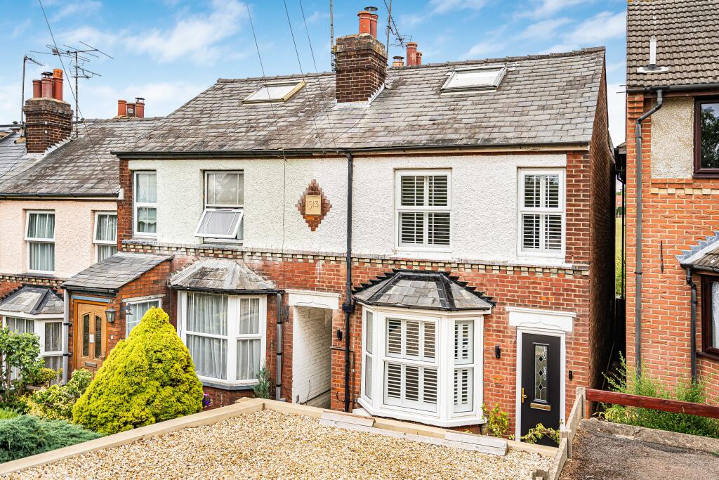 Main image of property: Kershaws Hill, Hitchin, SG4