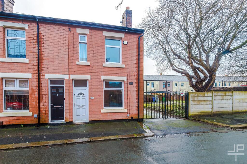 Main image of property: Bank Street, Platt Bridge, Wigan, WN2 5BW