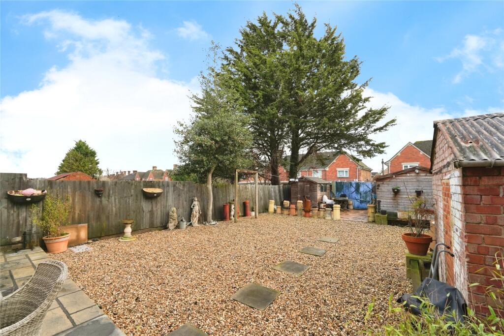 Stanway Road, Gloucester, Gloucestershire, GL4 photo 3