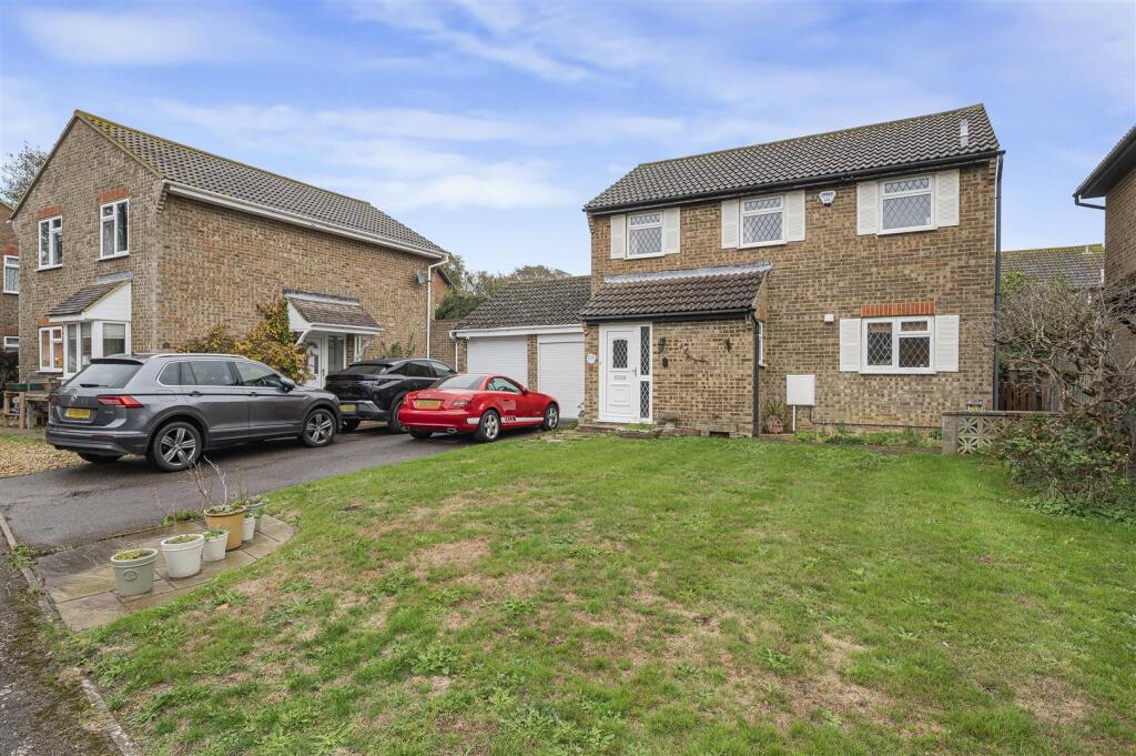 3-bed house on Harrow Close, Seaford, £425,000