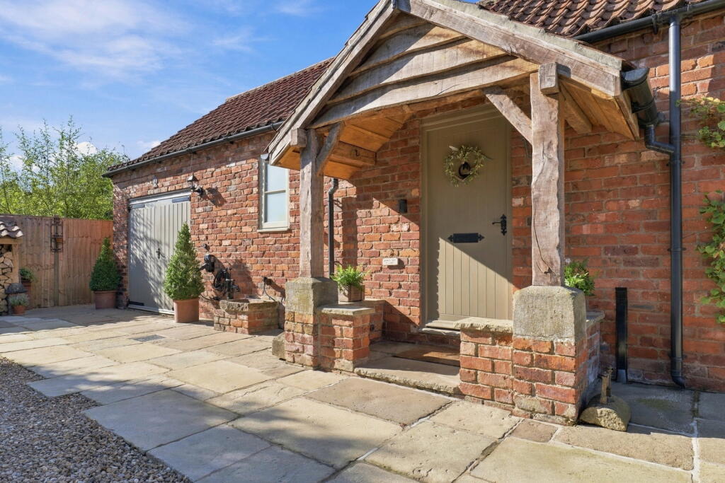 House in Nottingham - View 3