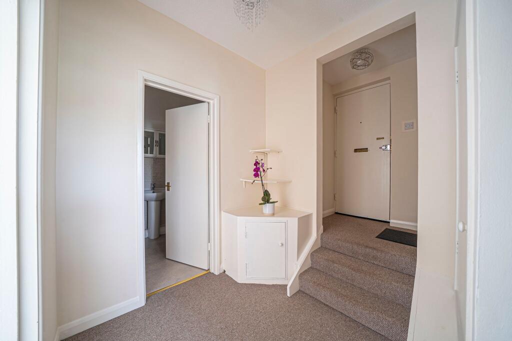 Apartment in Salisbury - View 3