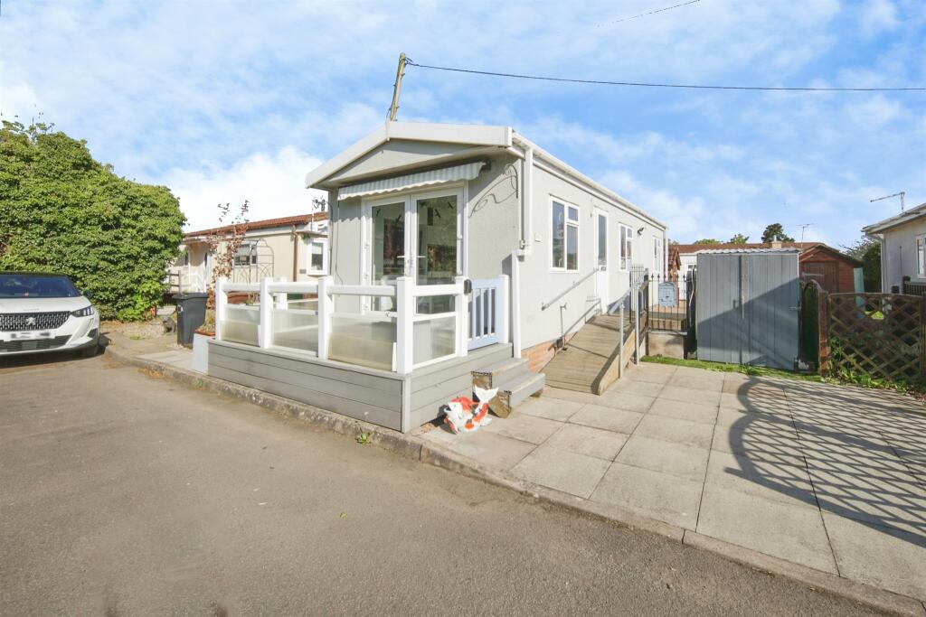 Main image of property: Main Road, Meriden