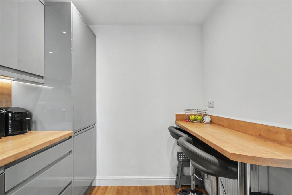 House in Nottingham, Long Eaton - More