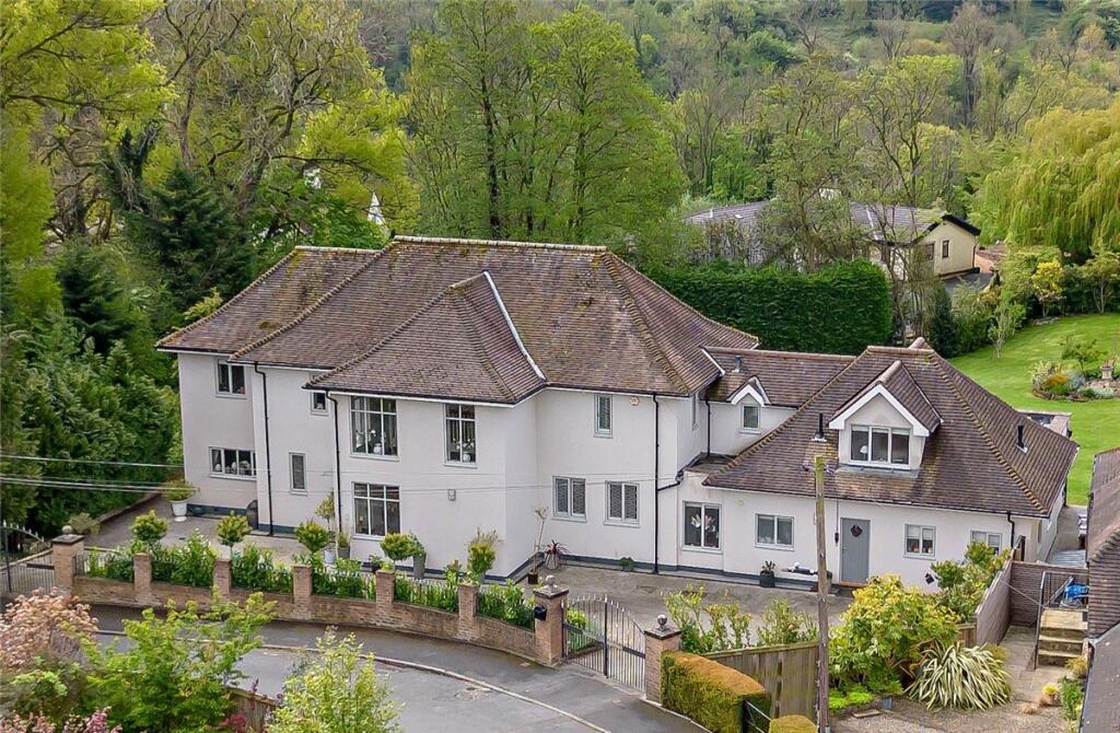 Main image of property: Fortune Hill, Knaresborough, North Yorkshire, HG5