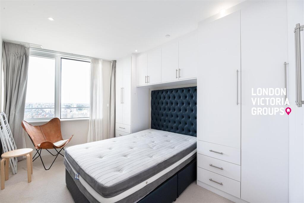 Apartment in London - More