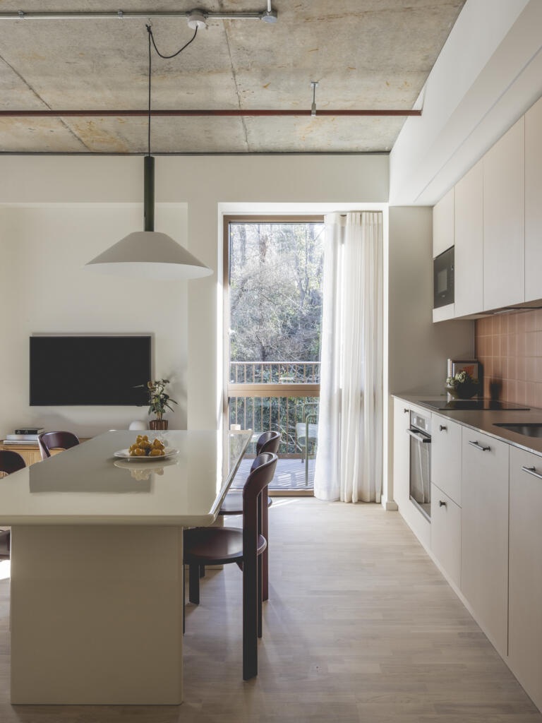 Apartment in London - More