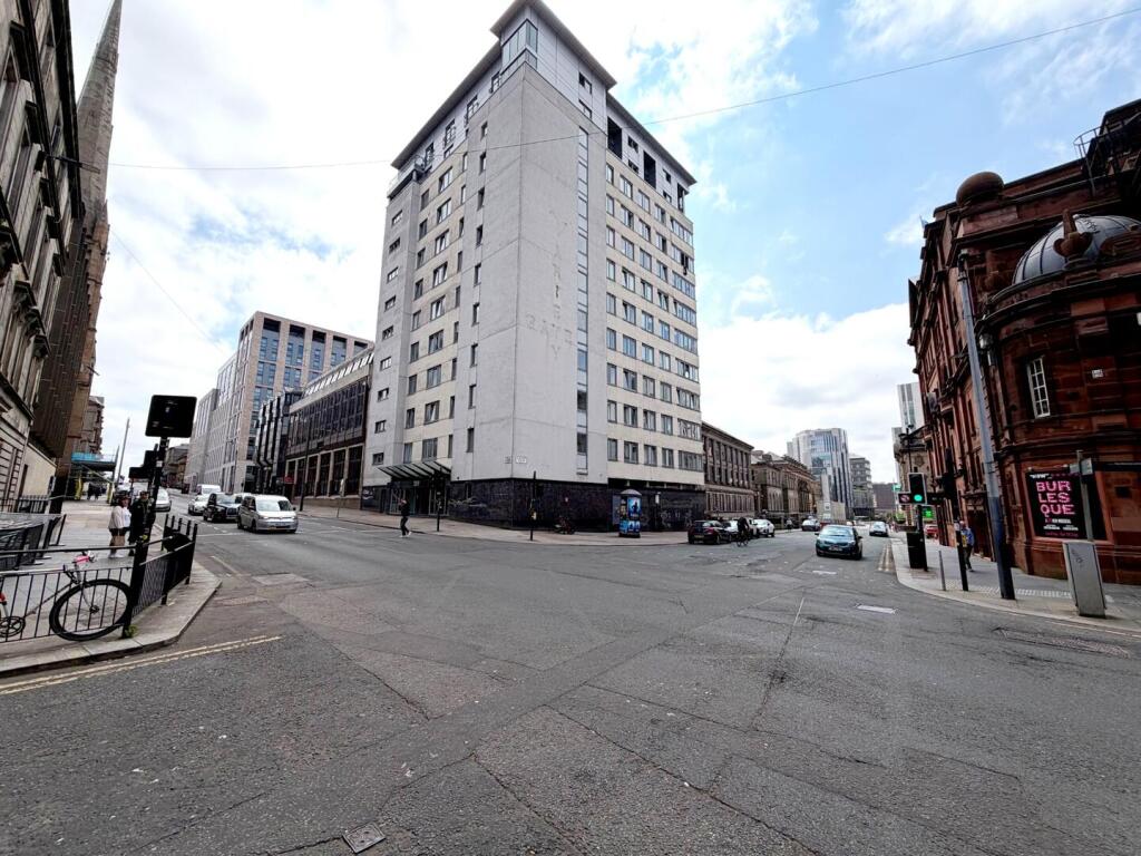 Main image of property: Bath Street, Glasgow